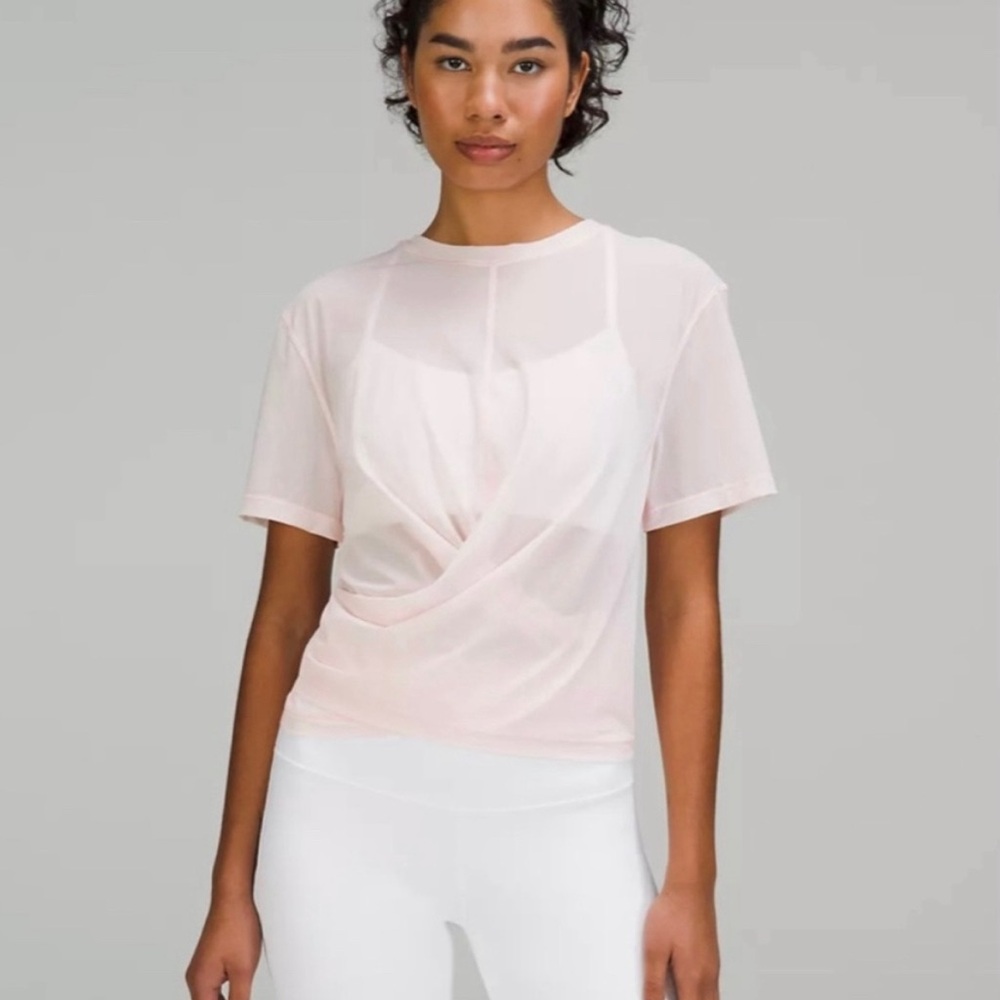 lululemon athletica Light Pink Short Sleeve Tee